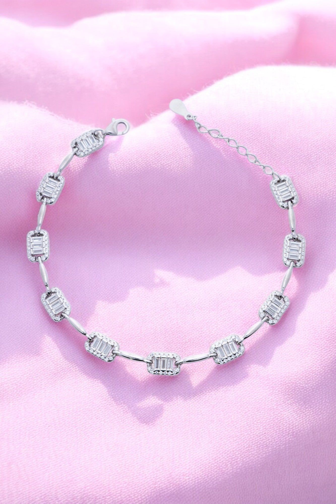 Baguette Bar Link Bracelet