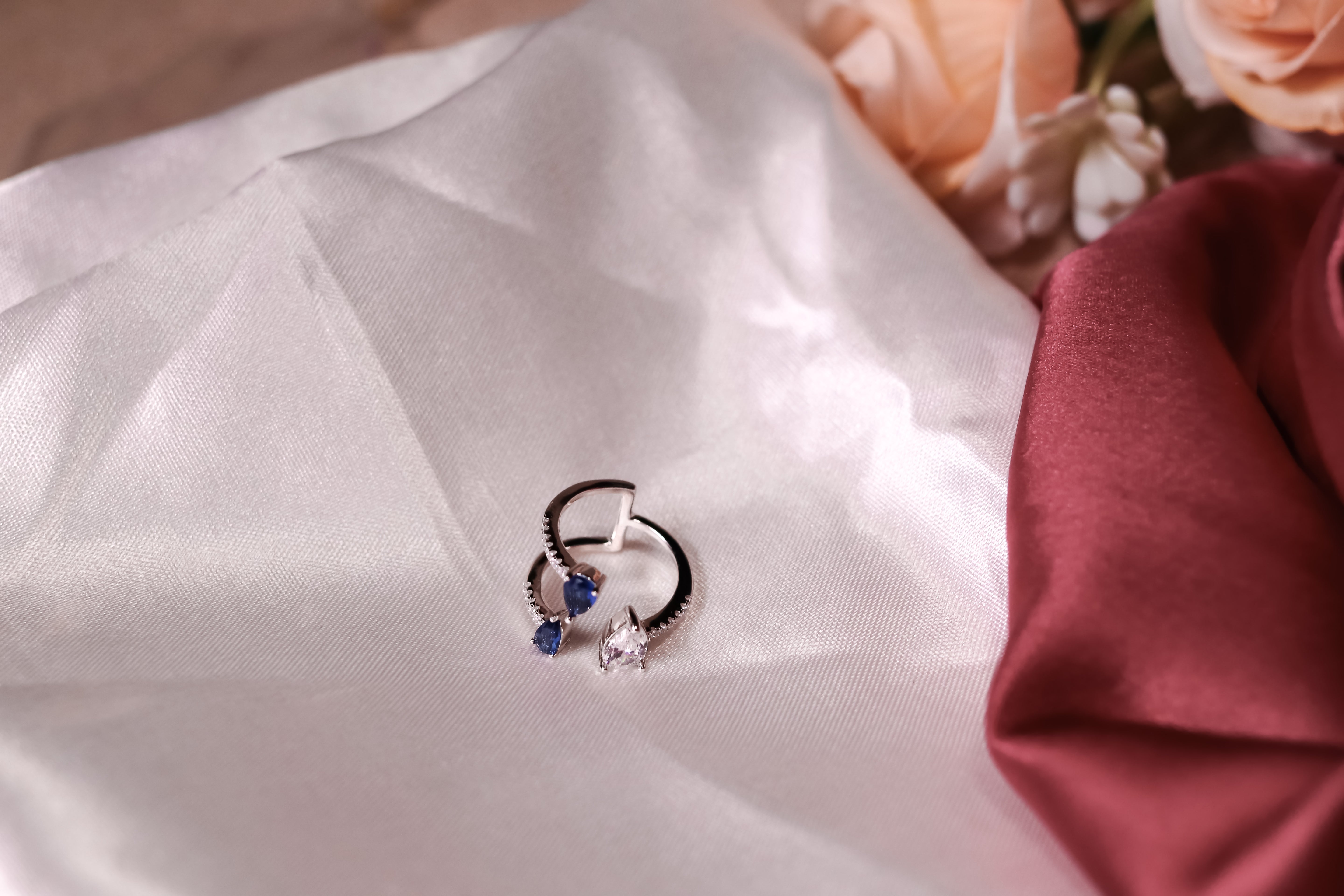Midnight Teardrops Open Ring