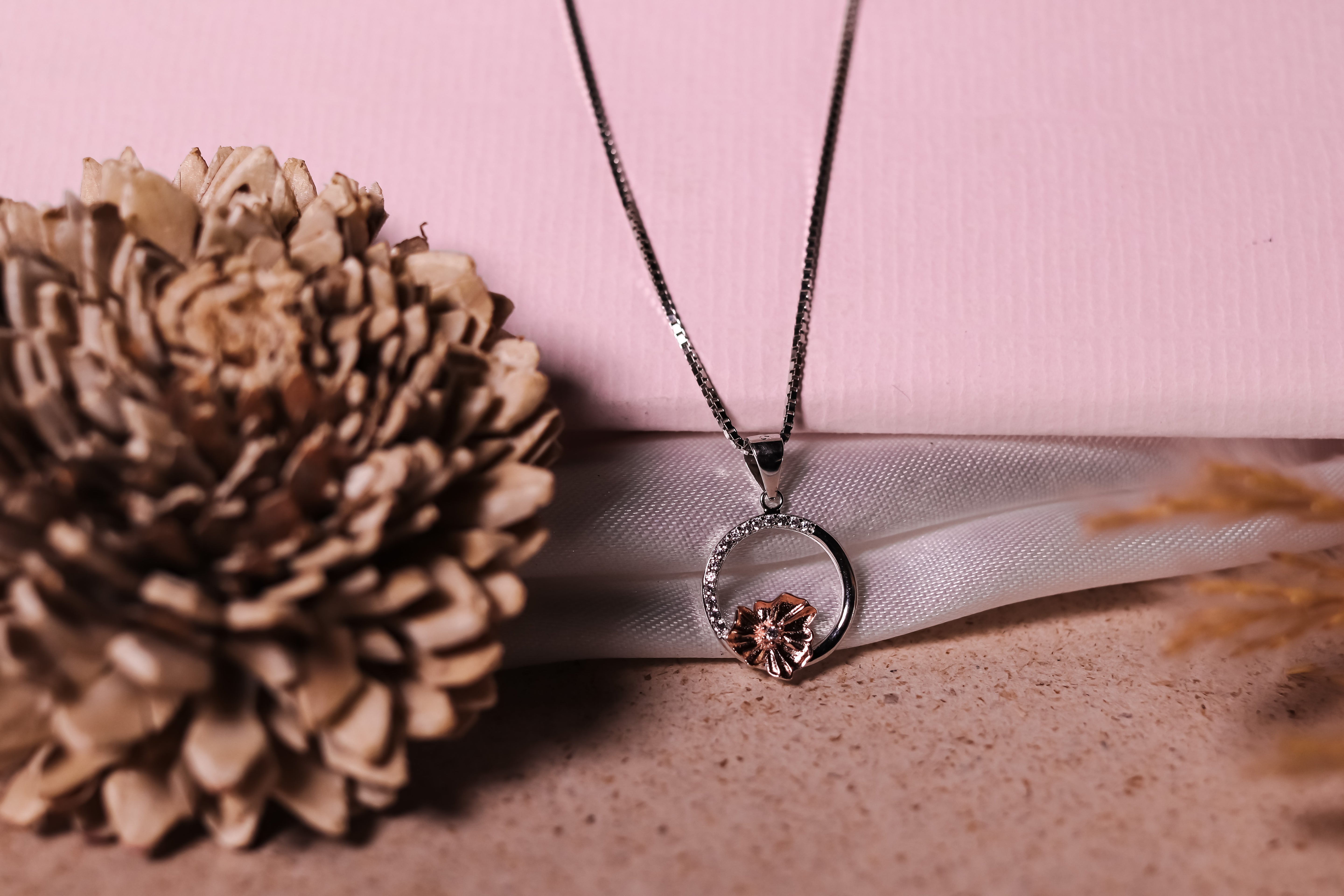 Elegant Silver and Rose Gold Flower Pendant Necklace