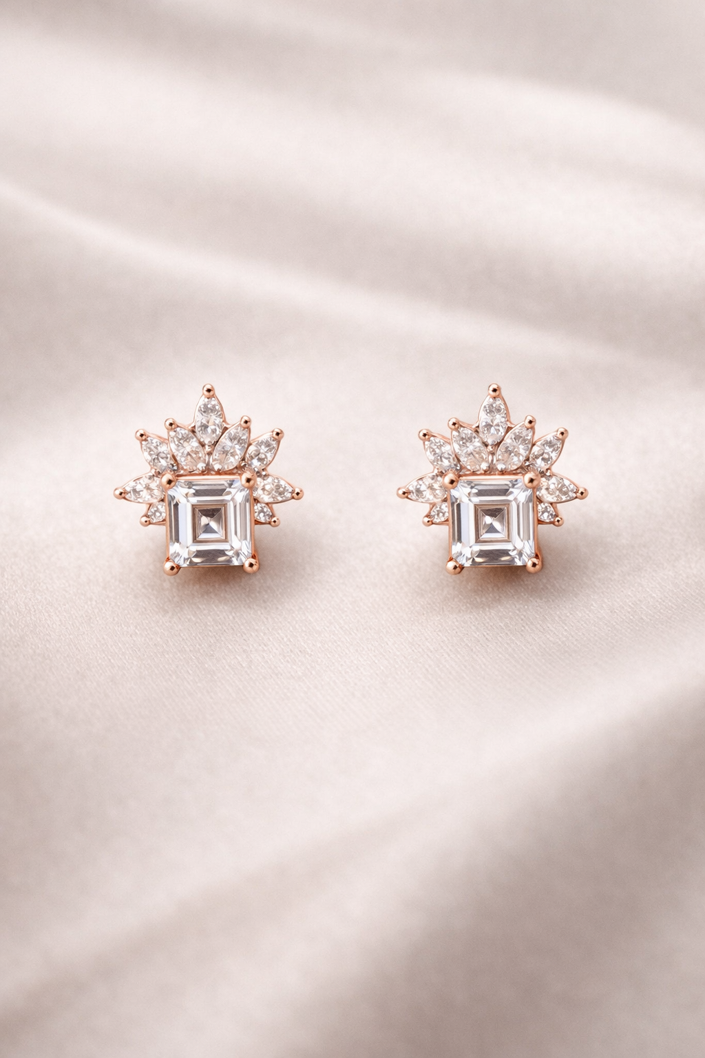 Stella Square Bloom Stud Earrings - Rose Gold