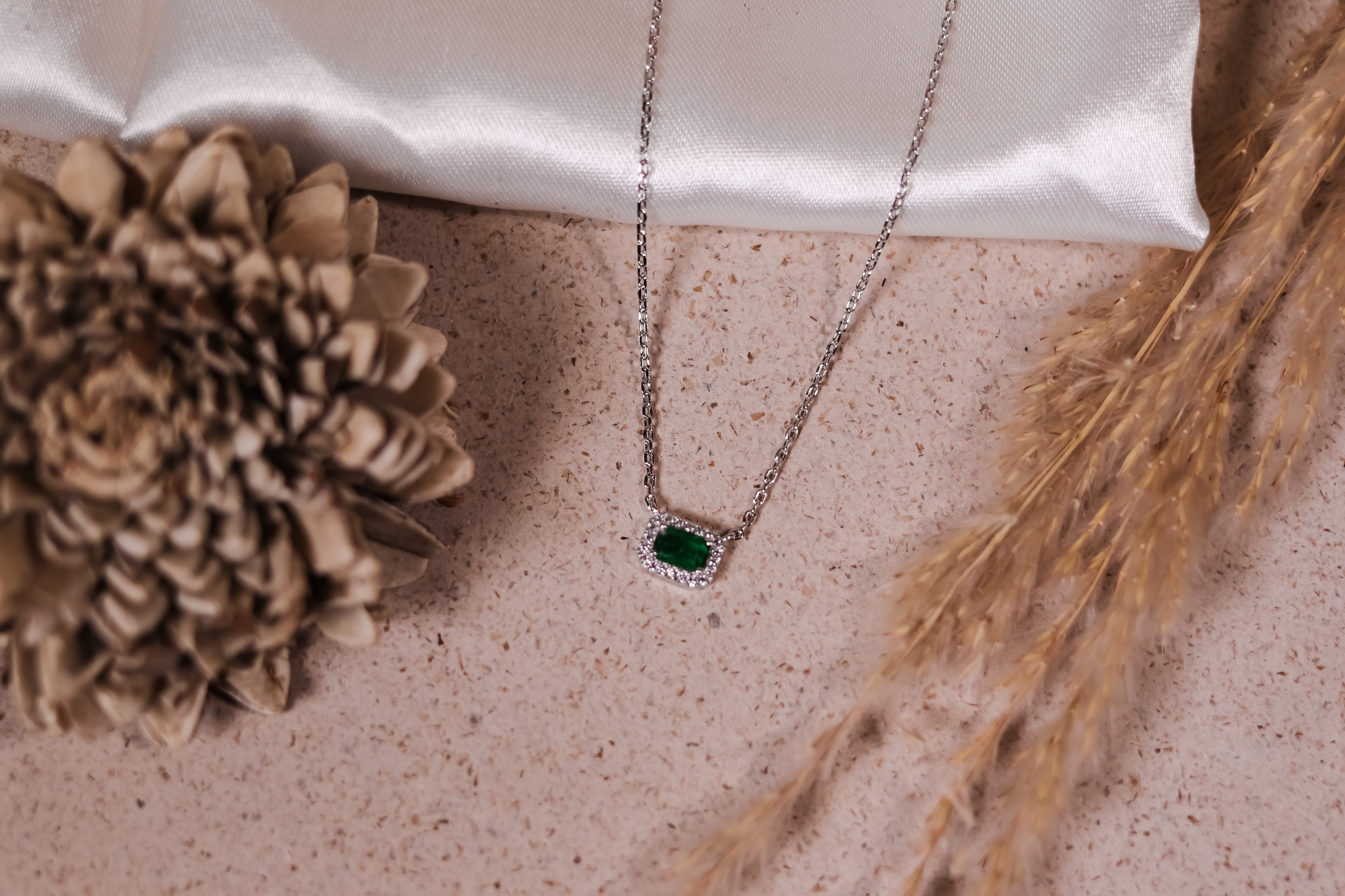Emerald & Stone Studded Necklace