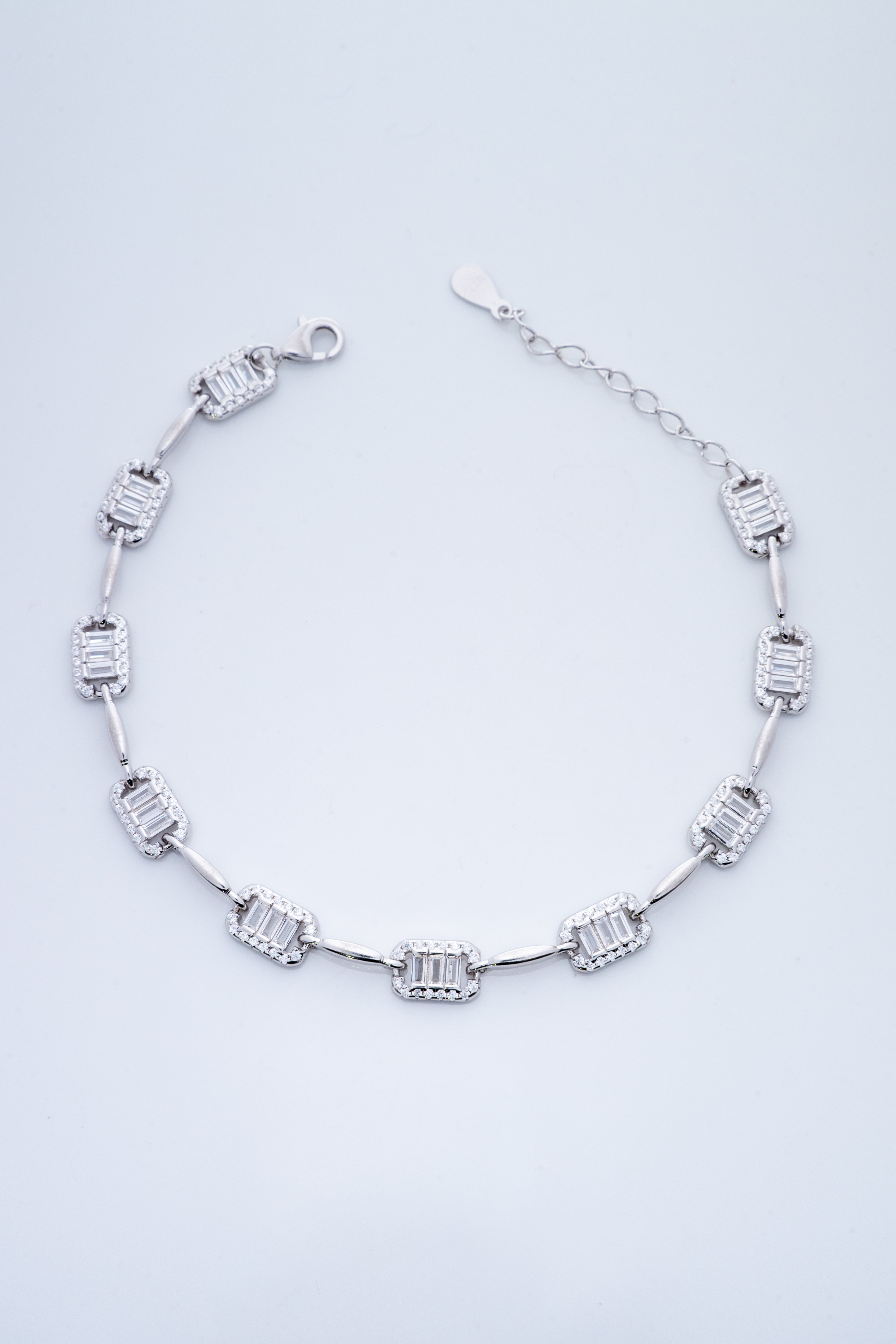 Baguette Bar Link Bracelet