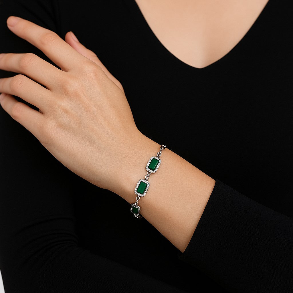 Emerald Radiance Link Bracelet