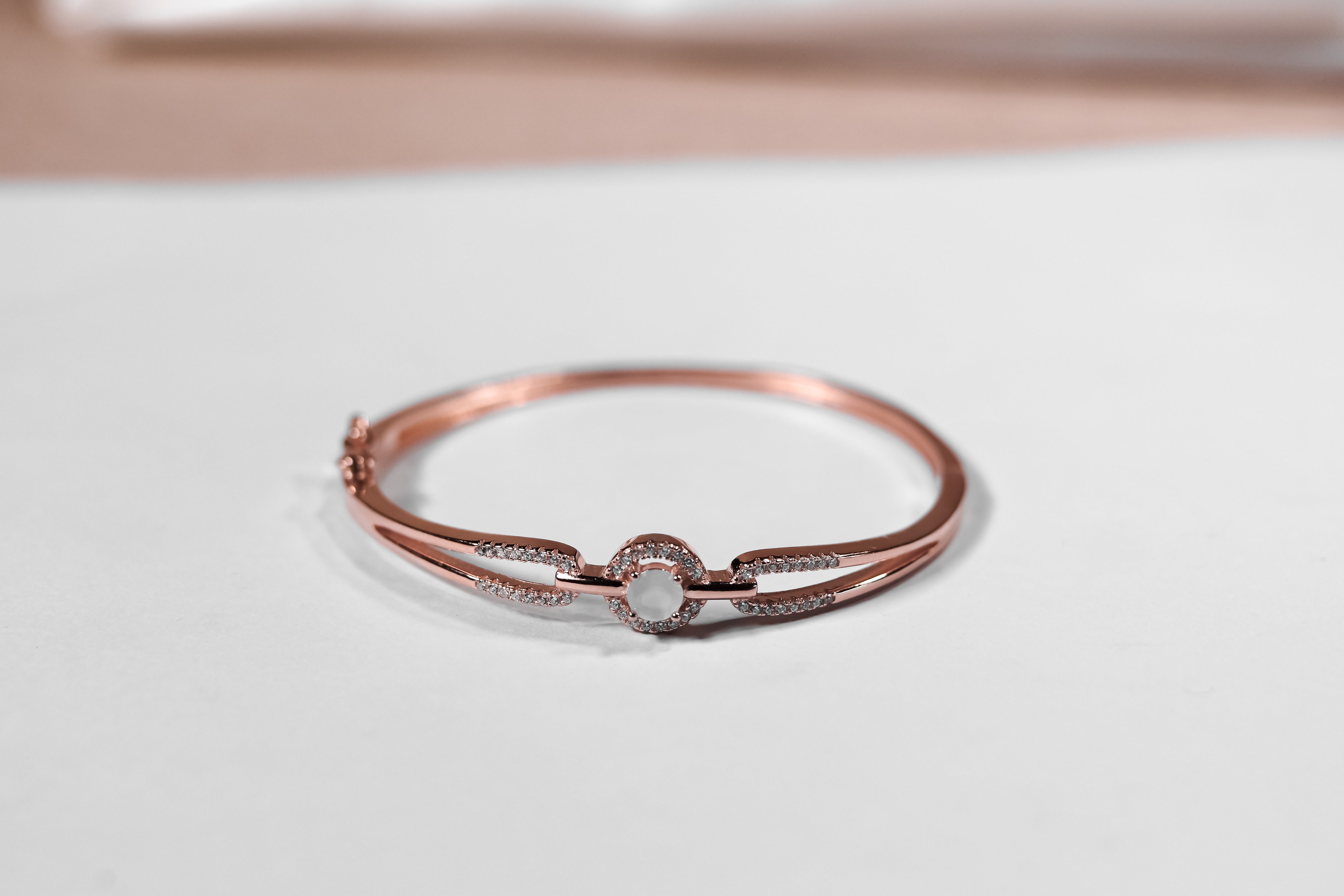 Rose Gold Link Bangle